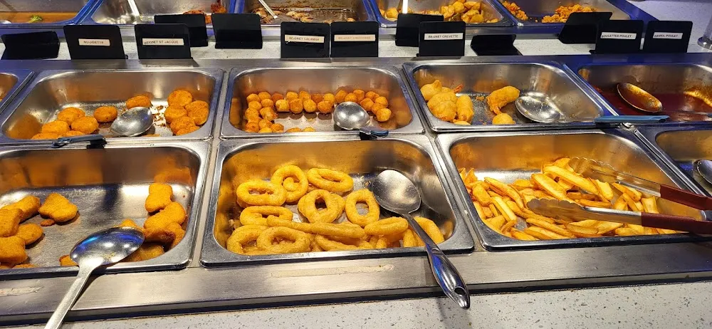 Crevettes En Beignets Anneaux de Calamars Frites Nuggets